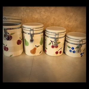 SET OF 4 CANISTERS